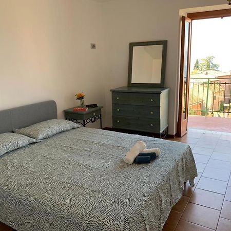 Casa Lisetta, 3-Room Apartment With Lake View Torri Del Benaco Exterior photo