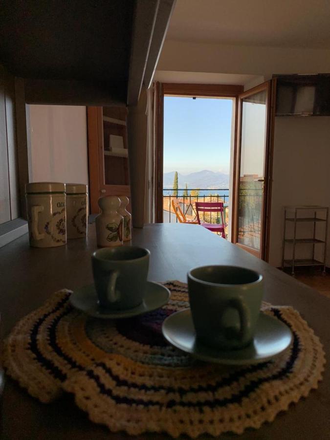 Casa Lisetta, 3-Room Apartment With Lake View Torri Del Benaco Exterior photo