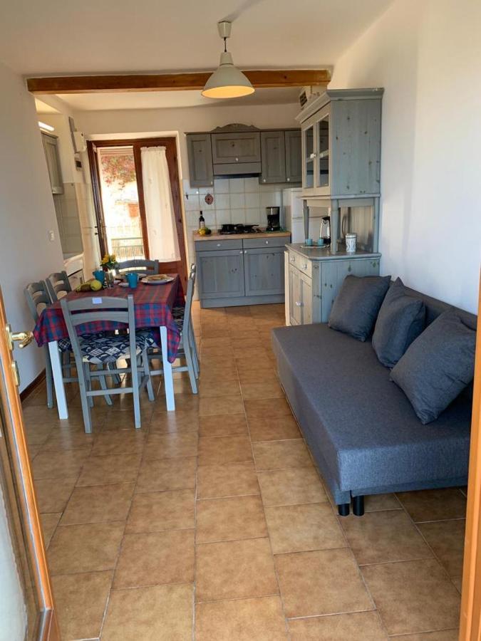 Casa Lisetta, 3-Room Apartment With Lake View Torri Del Benaco Exterior photo