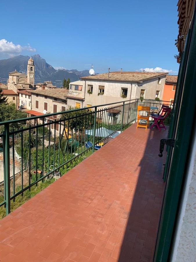 Casa Lisetta, 3-Room Apartment With Lake View Torri Del Benaco Exterior photo
