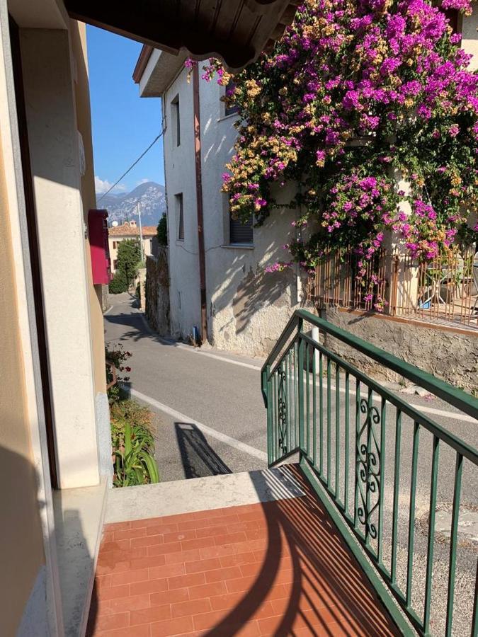 Casa Lisetta, 3-Room Apartment With Lake View Torri Del Benaco Exterior photo