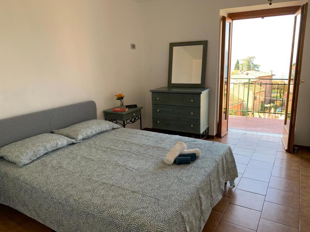 Casa Lisetta, 3-Room Apartment With Lake View Torri Del Benaco Exterior photo